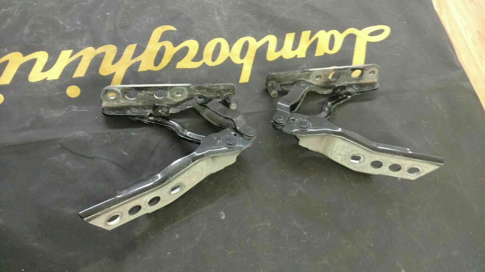LAMBORGHINI GALLARDO LEFT AND RIGHT HOOD DECK LID HINGES OEM 4B3823301B 