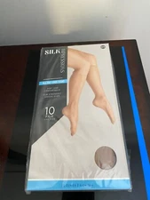 NEW WOMEN'S one size SILK IMPRESSIONS SHEER KNEE HIGH 10 PACK 20 DENIER RICH TAN
