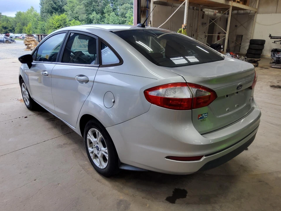Medidor de velocímetro usado se adapta a: Ford Fiesta Cluster 2016 MPH ID D2BT-10849-GAR Grad Foto 2 de 4