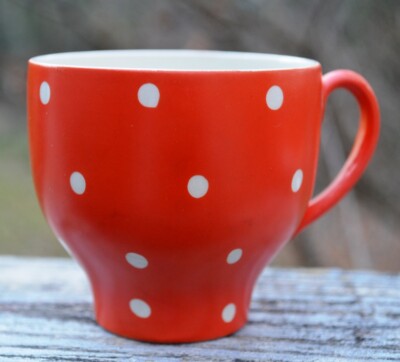 VINTAGE UPSALA EKEBY GEFLE ORANGE WITH WHITE POLKADOTS CUP AND