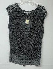 NWT Max Studio Top Size L black & white Sleeveless Deep V Neck Crossover HiLo