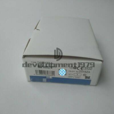 1PCS NEW   safety switch D4NL-2CFG-B #W9