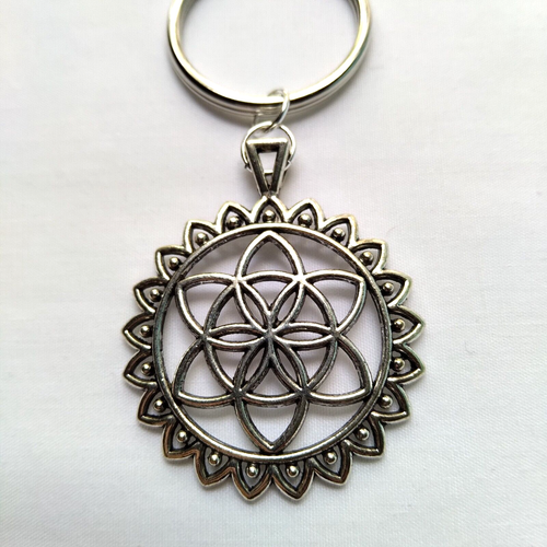 Celtic Knot Style Key Ring Chain Fob Handmade Purse Bag Charm Pendant ...