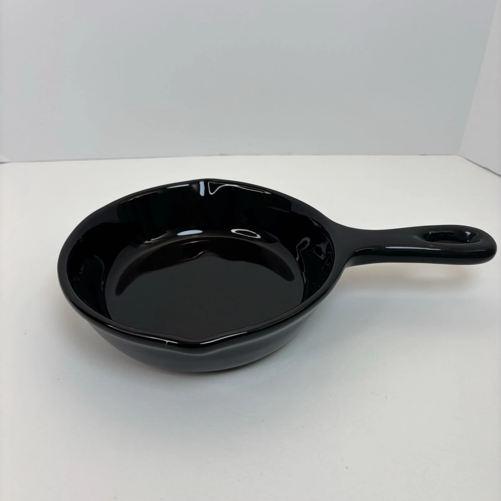 7" Skillet 100 Percent Pure Ceramic Diversified Ceramics USA Made DC 217 NEW EJ