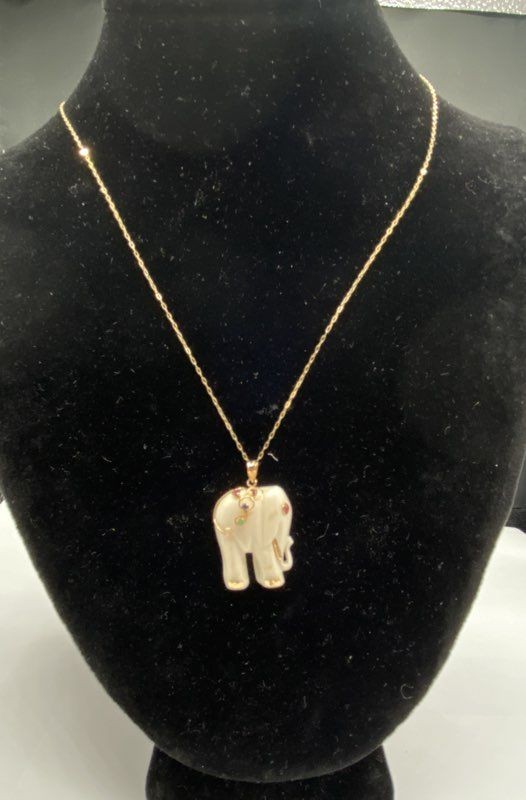 14k Gold Carved Multi-Gemstones Elephant Pendant Chain Necklace 18 //4" 3.8 g