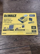 DeWalt DCB094K 20V Max Flexvolt USB Charging/Power Source Kit
