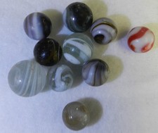 20262m Vintage Group of 10 Mixed Company Transitional Marbles Played With