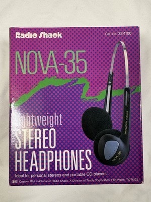 Vintage Radio Shack Nova-35 Lightweight Stereo Headphones 33-1100 NOS New In Box