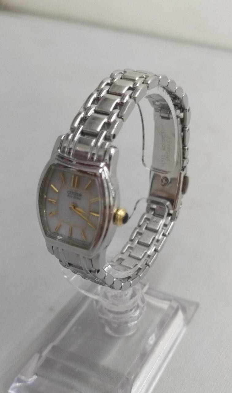 CITIZEN Wristwatch Model B023 K006233 - Stylish & Reliable Timepiece