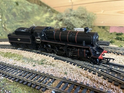 Bachmann 32-952 BR Standard 4MT 2-6-0 76079 Late Crest-DCC Ready