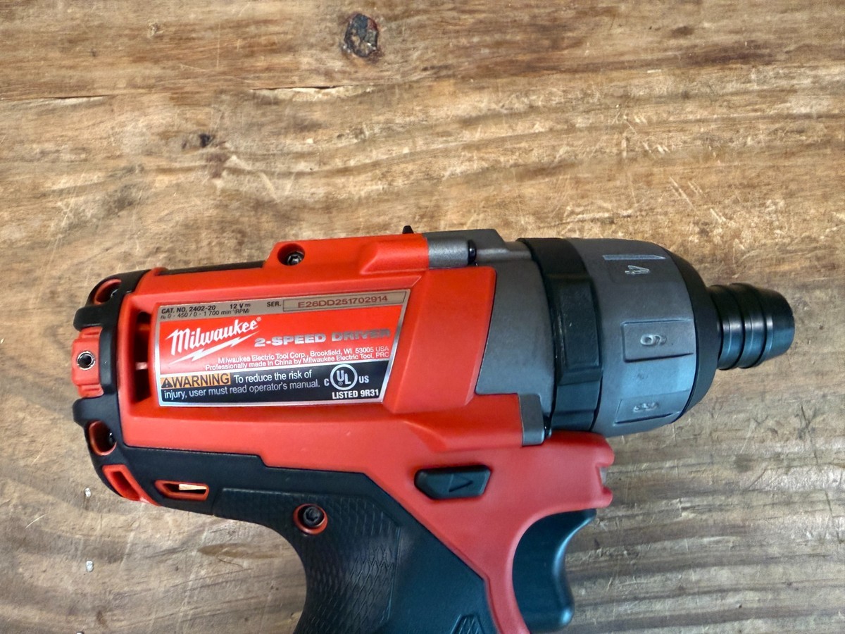 みー Milwaukee M12 FUEL 1/4