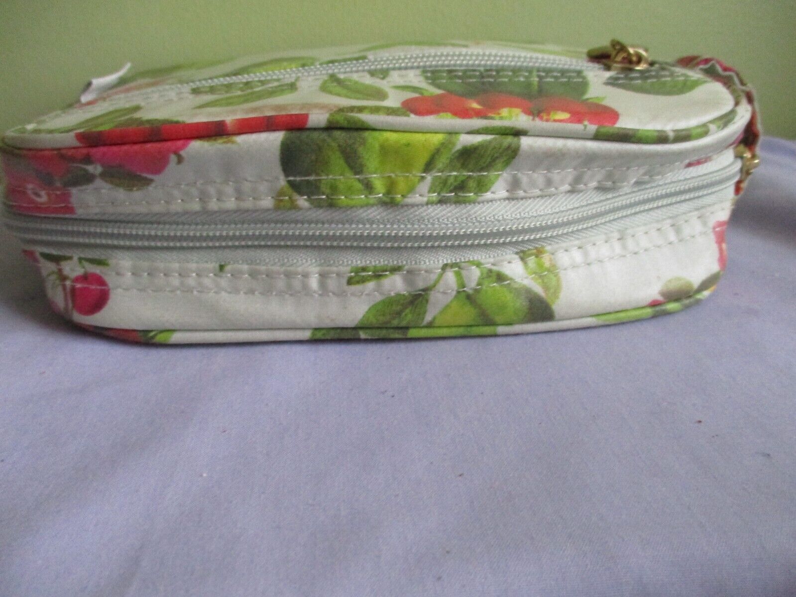 Foto 4 di 5