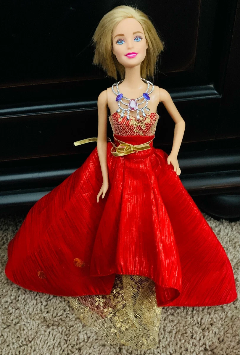 Barbie' x Barbie: All of Margot Robbie's Mattel-Inspired Red-Carpet Looks |  Vanity Fair