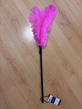 Ostrich feather cat toy with three long coloured ostrich feathers 35-40cm