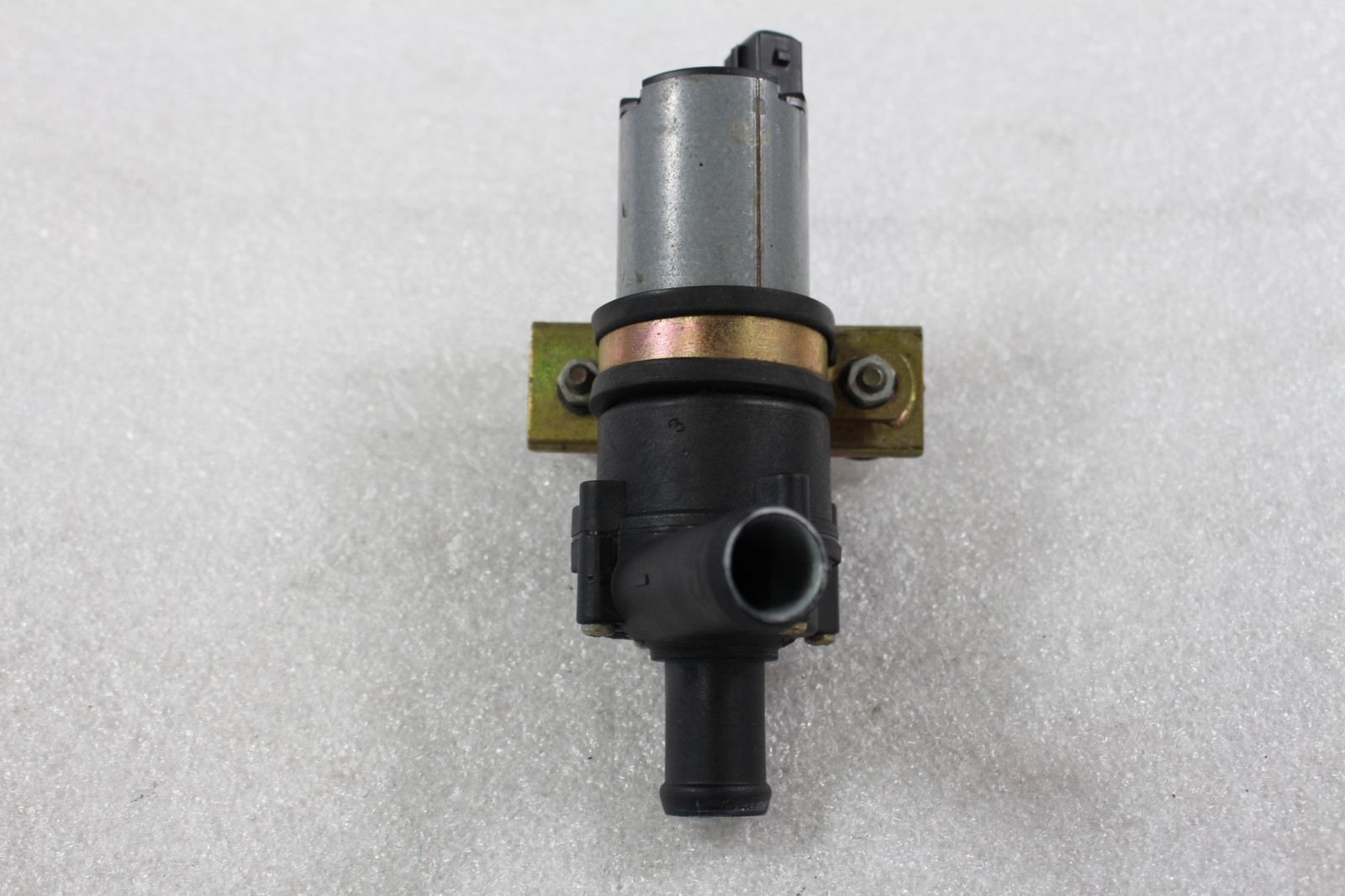 Ferrari 360 Auxiliary water pump P/N 65460300