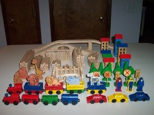 Thomas Pacconi Wooden Train Set Animals Cars Buildings Fits BRIO Thomas Track