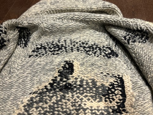 VINTAGE DOUBLE SIDED WOLF ZIP UP COWICHAN HEAVY WOOL SWEATER HOOD -RARE SIZE S/M - Picture 11 of 21