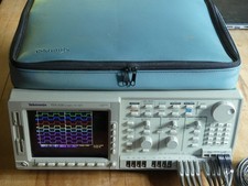Excellent: Tektronix TLS 216 LogicScope 16 Channel 2 GS/s with Probes P6240 and Accessories