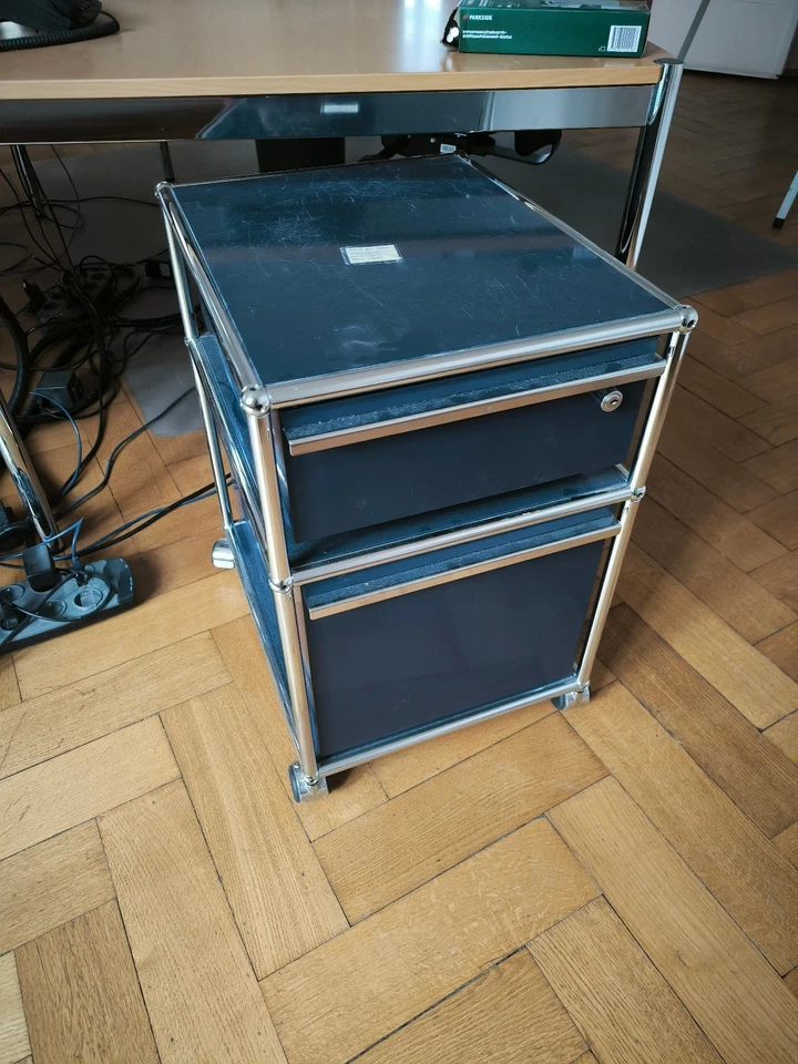 Gebrauchter USM Haller Rollcontainer, dunkelblau mit zwei Schubladen