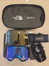 The North Face Smith Squad Mag Goggle Chromapop Sun Black Gold Storm Blue Senson