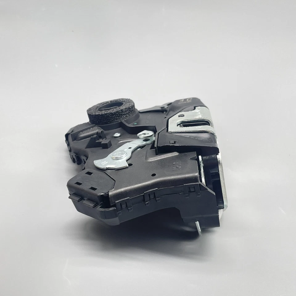 69030-42230 Front Right Door Lock Actuator FOR Lexus GS350 GS450h GS F 2013-20 - Image 3 of 4