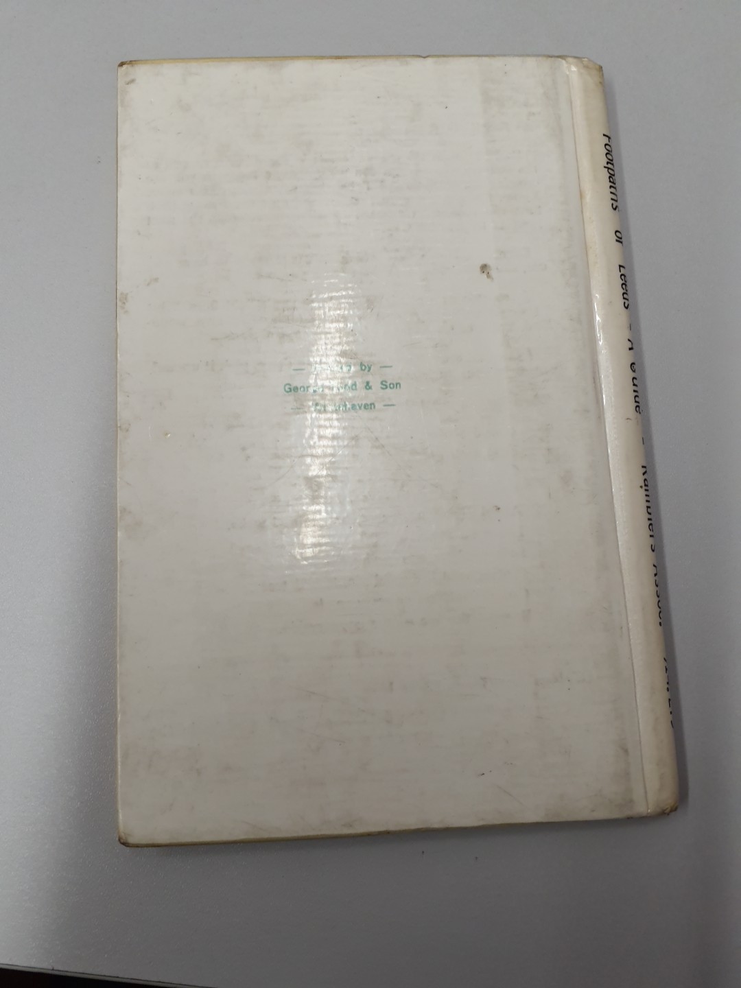  FOOTPATHS OF LEEDS A GUIDE  40 PAGE BOOKLET Ramblers  Association Ex Library