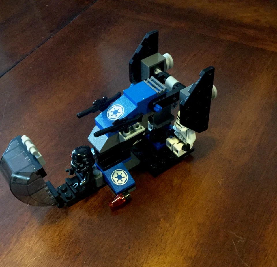 LEGO Star Wars: Imperial Dropship (7667) 100% Complete - Image 4 of 4