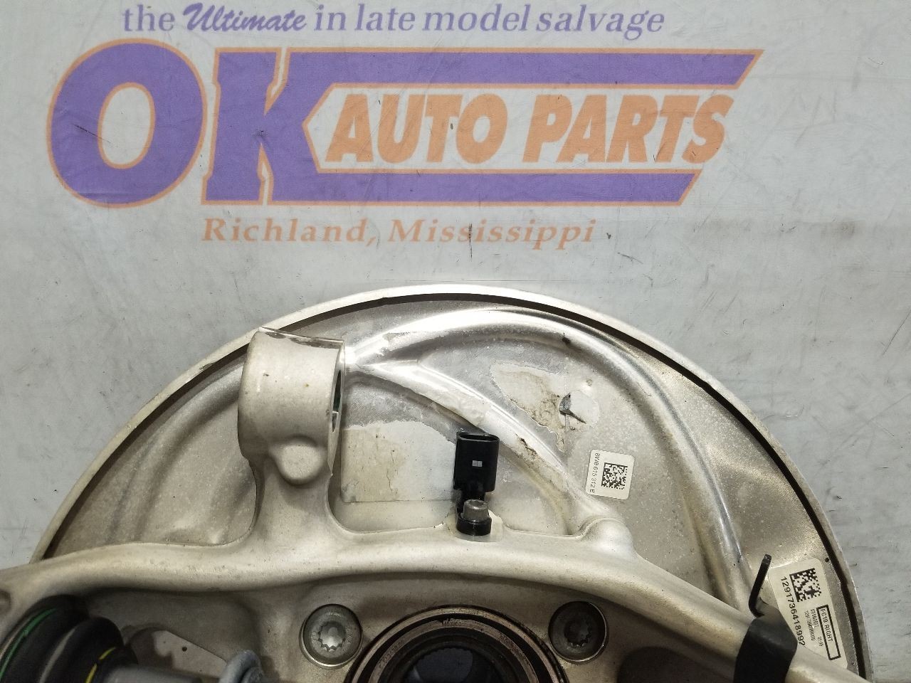 18 2018 AUDI Q5 2.0L TURBO SPINDLE KNUCKLE FRONT RIGHT PASSENGER AWD