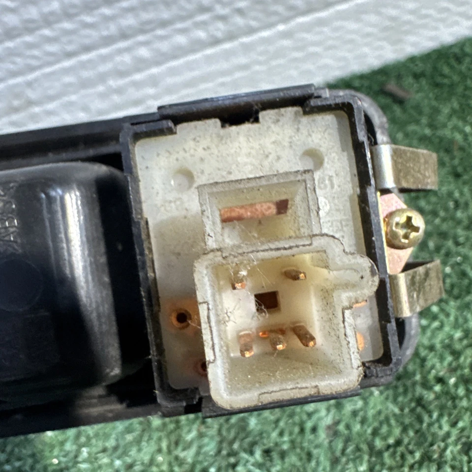 95-99 Saturn SL SL1 SL2 SC SW Driver Side Power Master Window Control Switch OEM - Image 4 of 4