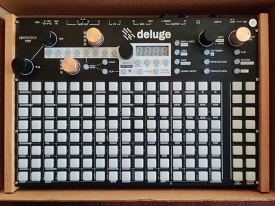 Synthstrom Deluge Portable Synthesizer Sequencer Sampler