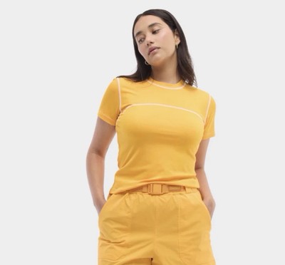 Halfdays Mollie T-Shirt NWT size Medium Zinnia Orange Ribbed Performance Trail