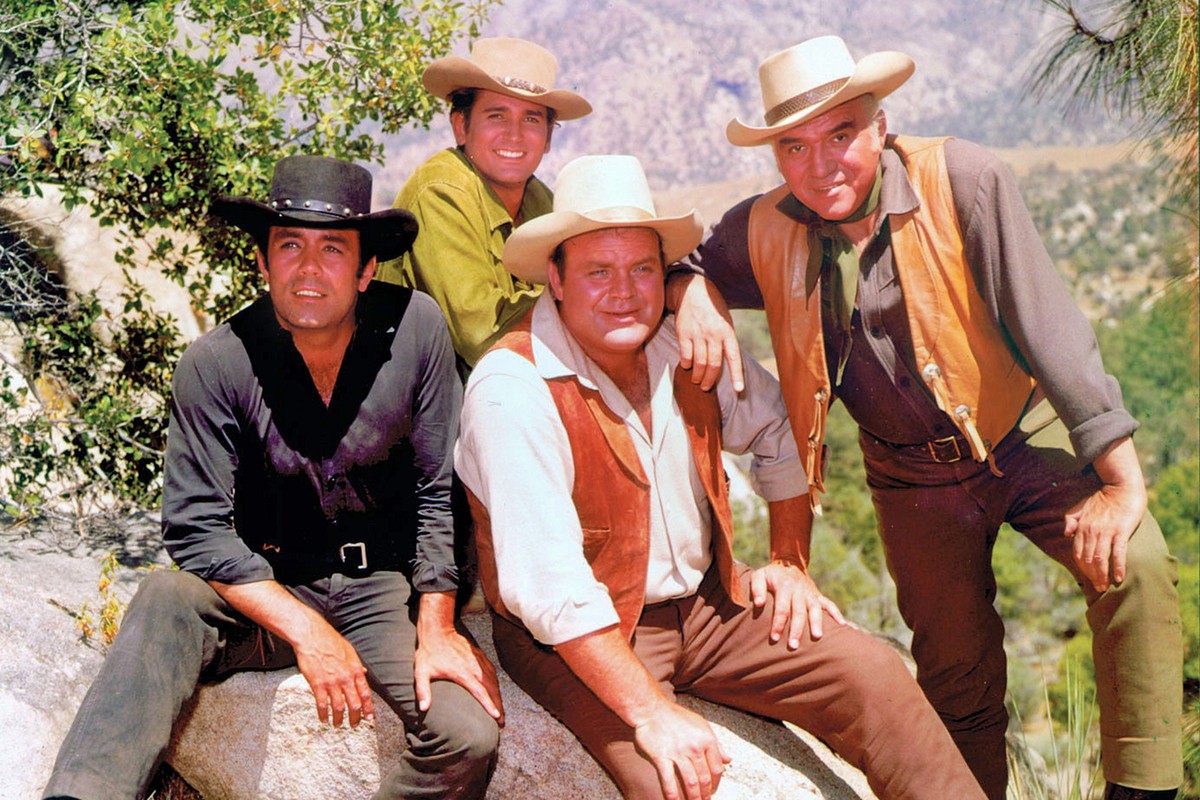 Lorne Greene Pernell Roberts Dan Blocker Michael Landon Bonanza