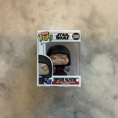FunkoPop！289 EMPEROR PALPATINE Amazon.com: Funko POP! Star Wars: Star Wars Darkside