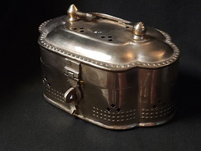 Brass Betel Nut / Spice Storage Box   Vintage Style   Silvestri Made in India