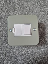3x NEW Essentials Metal clad switched fuse Spurs with metal back box