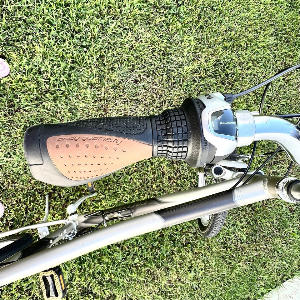 Bicicleta de confort híbrida Specialized Expedition XL cuadro rueda tamaño 26” solo recogida Foto 4 de 4