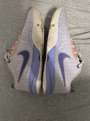 Lebron James Purple And Gold Size 11 No Box (PRICE NEGOTIABLE)