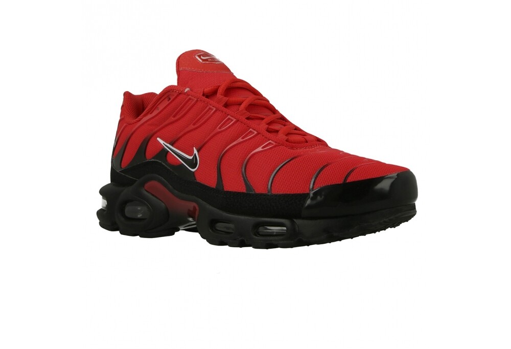 nike air max plus tn black red