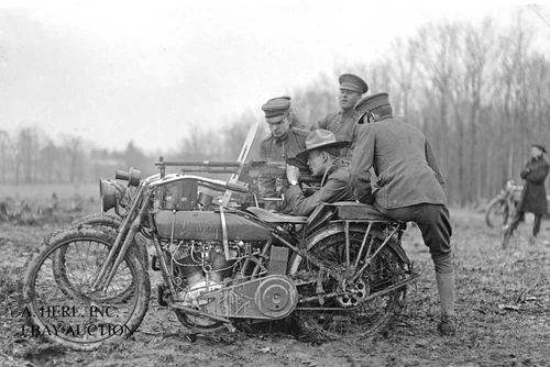 Harley-Davidson Model 9E V-twin 61 ci - 191 early military motorcycle photo WW1