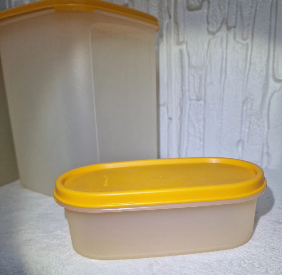 80s Vintage Tupperware Modular Mates Canisters – Set of 4, Stackable, Yellow Lid - Image 3 of 4