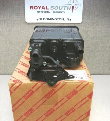 Toyota Camry 2003 EVAP Charcoal Canister Genuine OE OEM