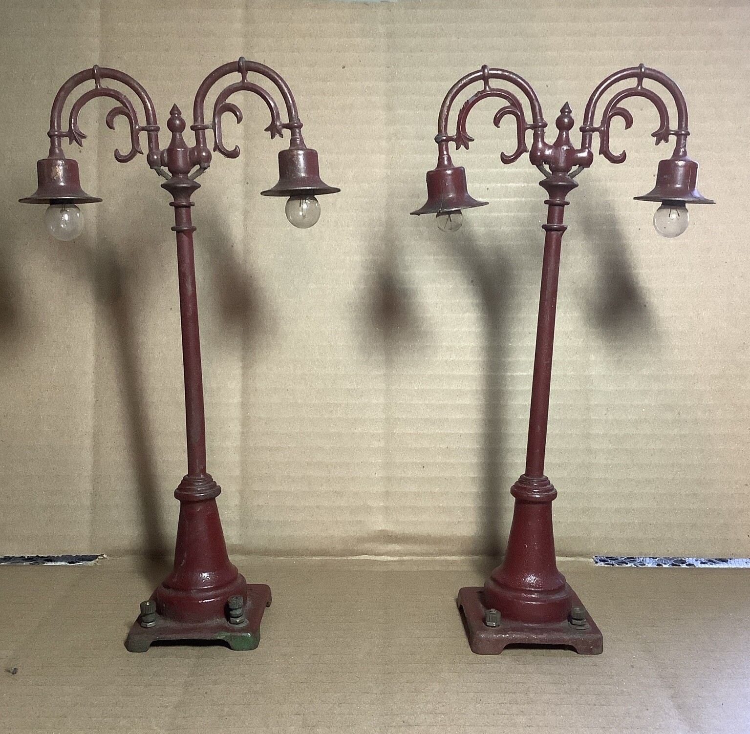 Pair If LIONEL VINTAGE 54 DOUBLE ARM STREET LAMPS POSTS O/ST. GAUGE eBay