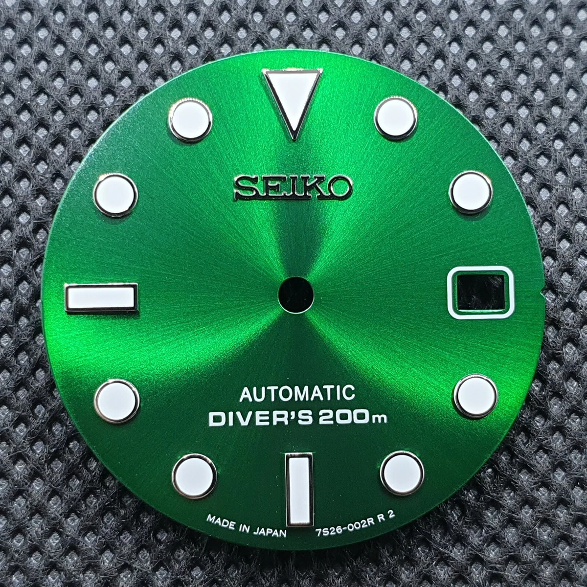 New DIVERS Dial Date Sunburst Green for NH35 7S26 4R36 NH36 4R35