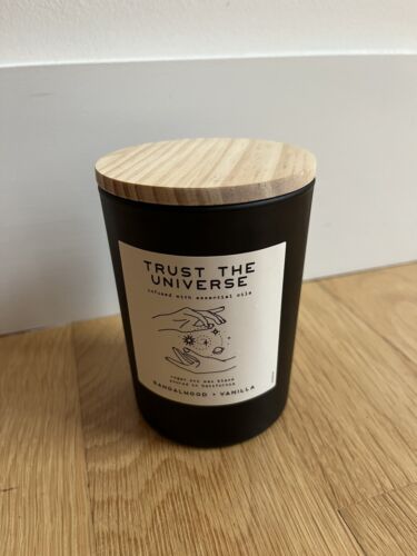 LEOBEN CO 9 Oz Vanilla Sandalwood trust the universe Vegan Soy Wax Blend Candle