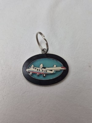 Vintage Emaille Schlüsselanhänger eines Antonov An-14 Pchelka Leichttransportflugzeugs