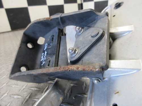 09-14 10 Yamaha V-Star 950 XVS950 2010 Left Front Footrest Floorboard shifter - Picture 8 of 12