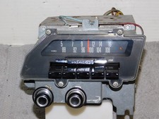 1969-1970 69 - 70 FORD GALAXIE 500 FACTORY AM FM RADIO BENDIX  WORKS  D0AA