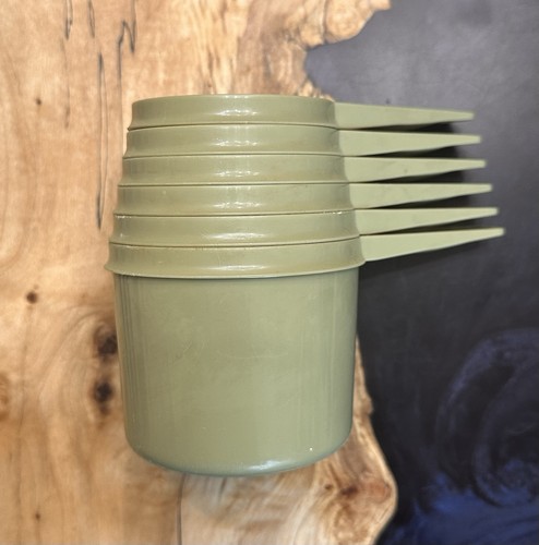 Vintage Tupperware Avocado Green Set of 6 Nesting Measuring Cups Baking - Picture 2 of 3