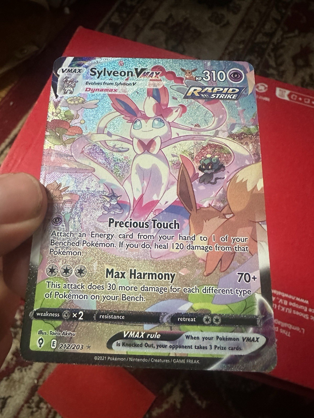 Pokémon TCG: Sylveon VMAX (Alternate Art) Secret Rare 212/203 Evolving Skies