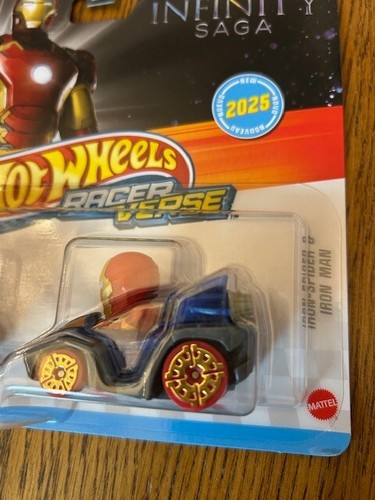 2025 Hot Wheels Racer Verse IRON SPIDER & IRON MAN Marvel Infinity Saga NEW - Picture 2 of 3